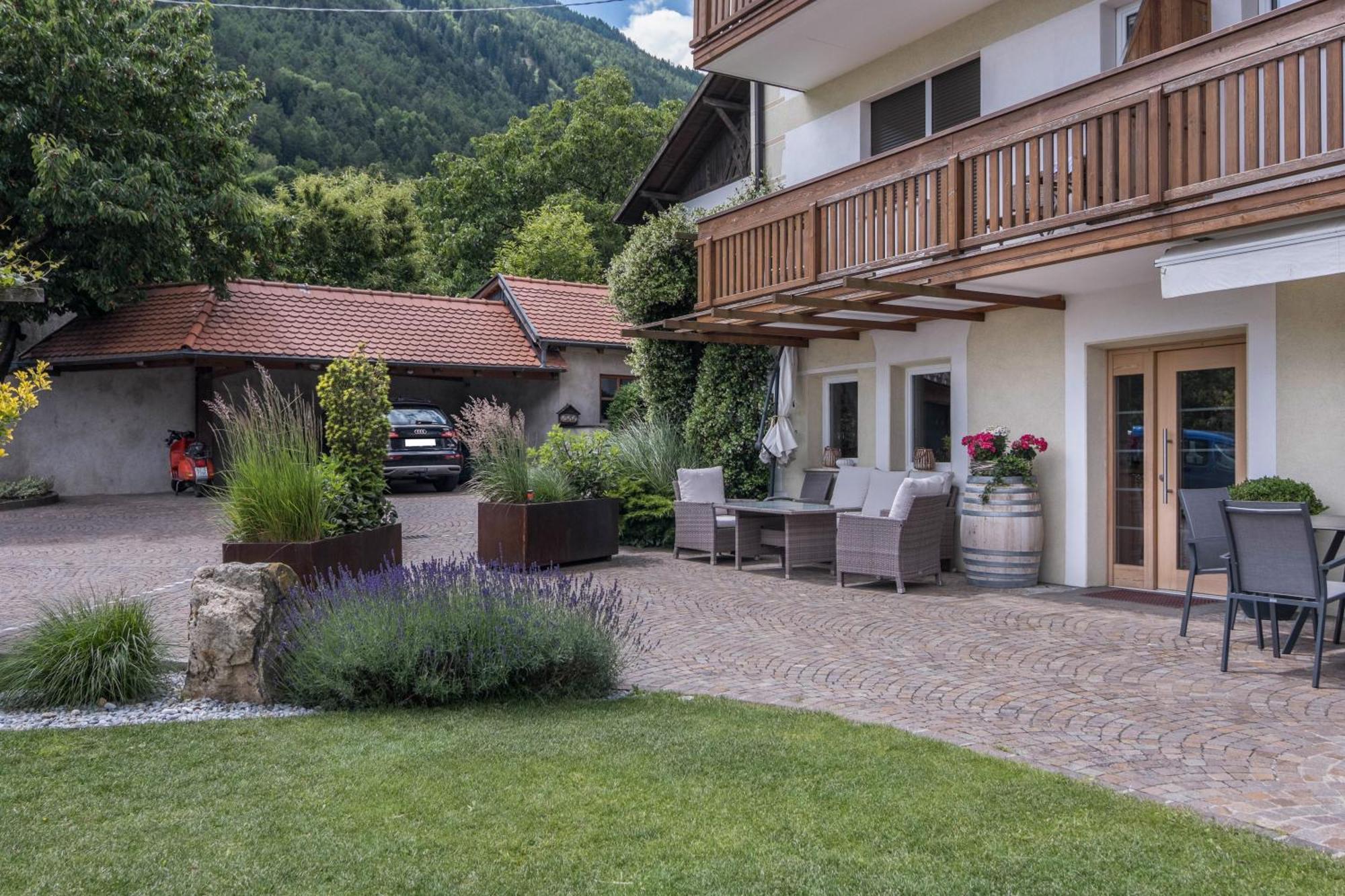 Niedermaierhof Villa Castelbello Luaran gambar