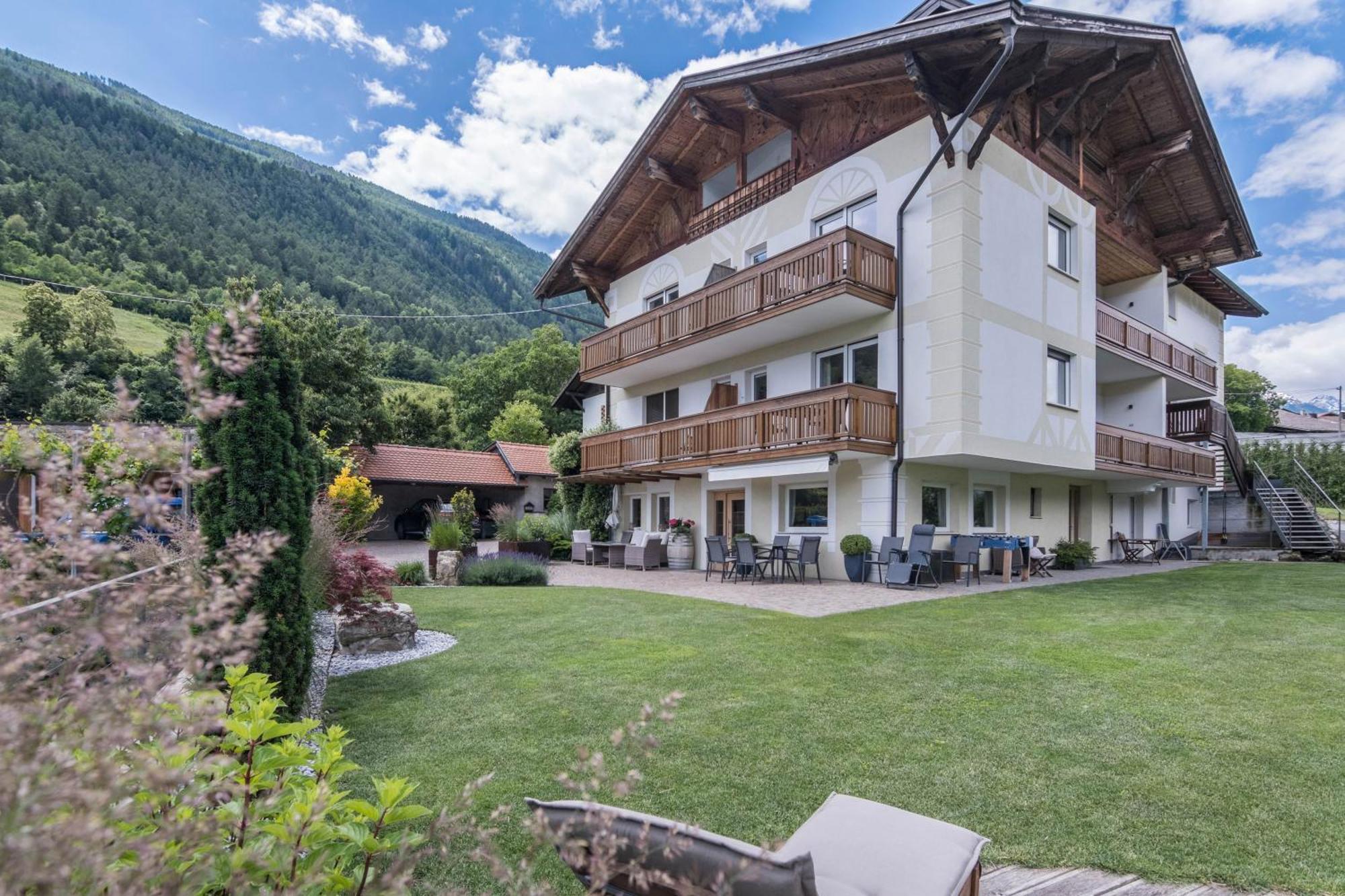 Niedermaierhof Villa Castelbello Luaran gambar